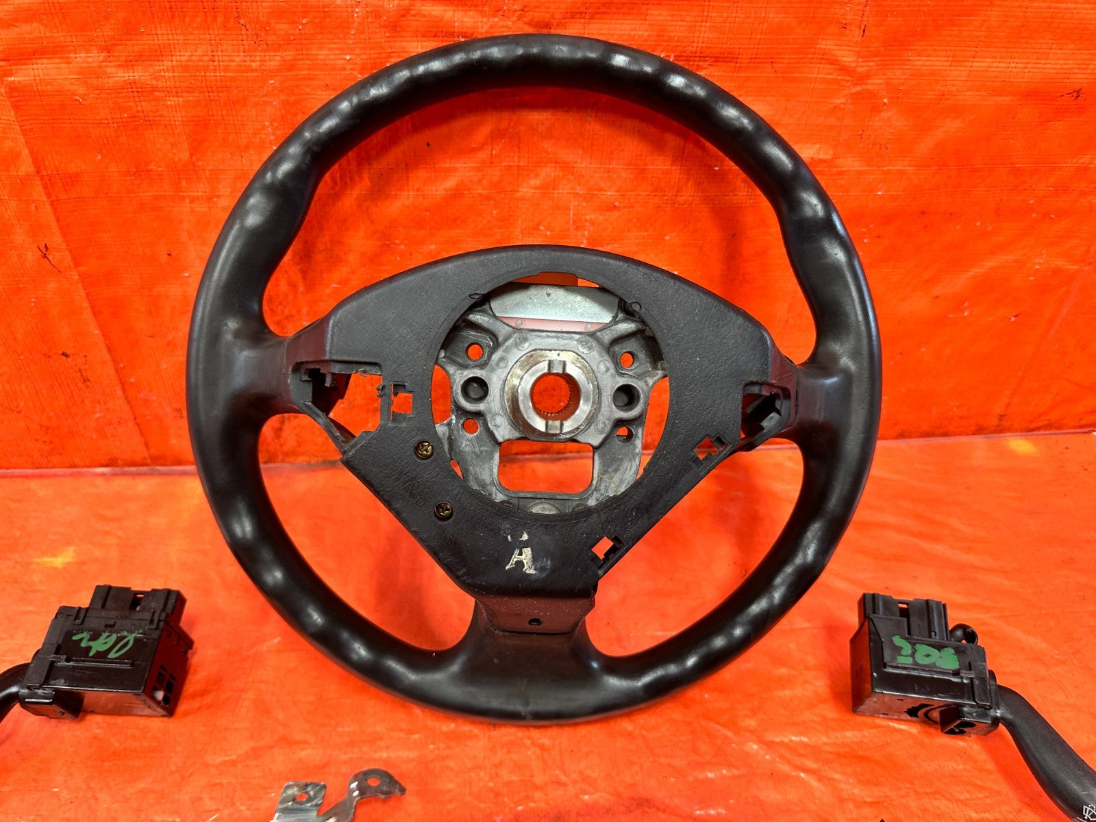 02-05 HONDA CIVIC SI EP3 HATCHBACK - STEERING WHEEL - OEM 3088