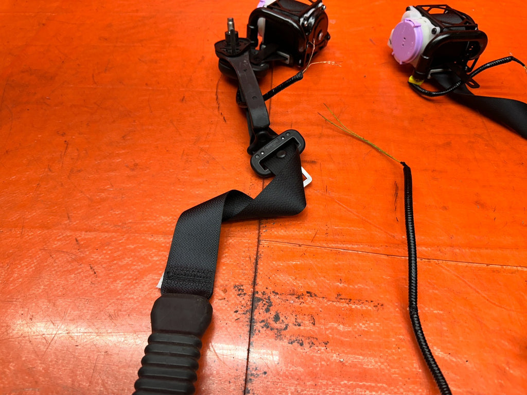 16 23 INFINITI Q60 2D FRONT LEFT RIGHT SEAT BELT RETRACTOR SET OEM9