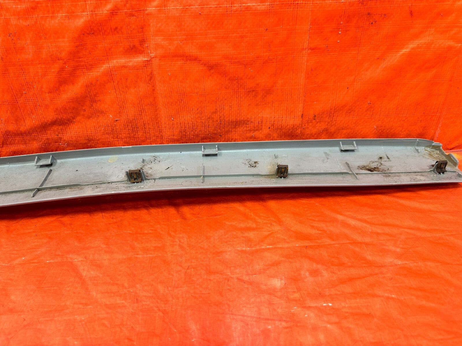 96 00 HONDA CIVIC   HATCHBACK   REAR HEADLINER PLASTIC MOUNTING TRIM   OEM #2879