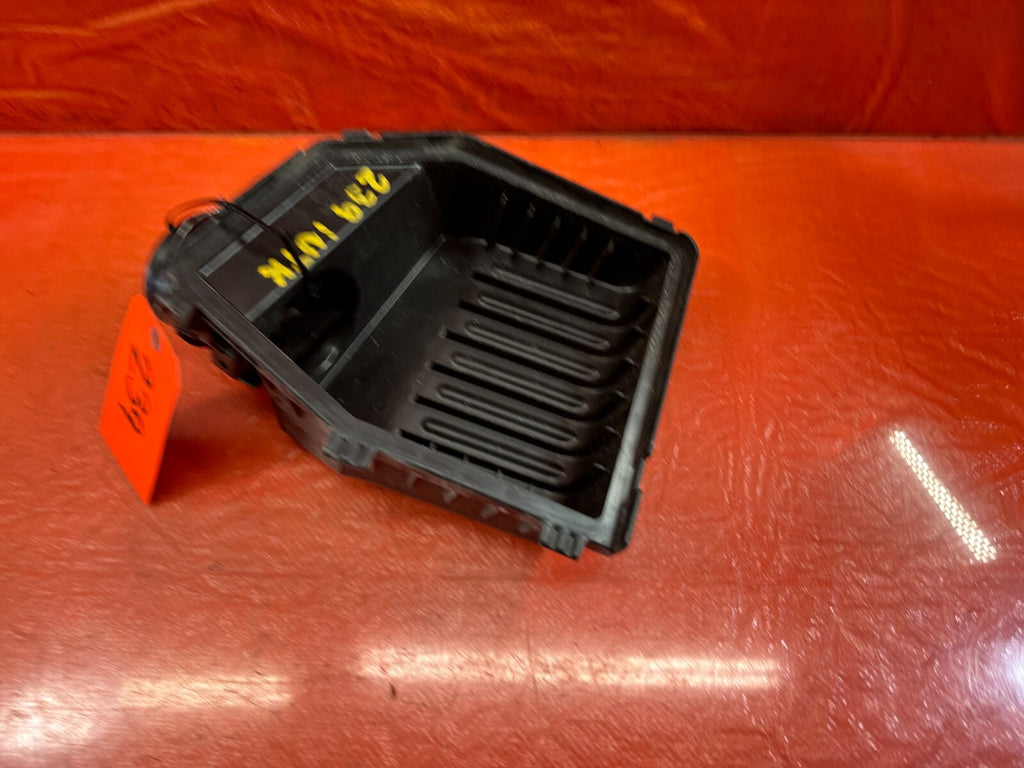 08 12 HONDA ACCORD SEDAN 2.4L INTAKE AIR BOX LIC COVER TOP PORTION W MAF OEM 2397
