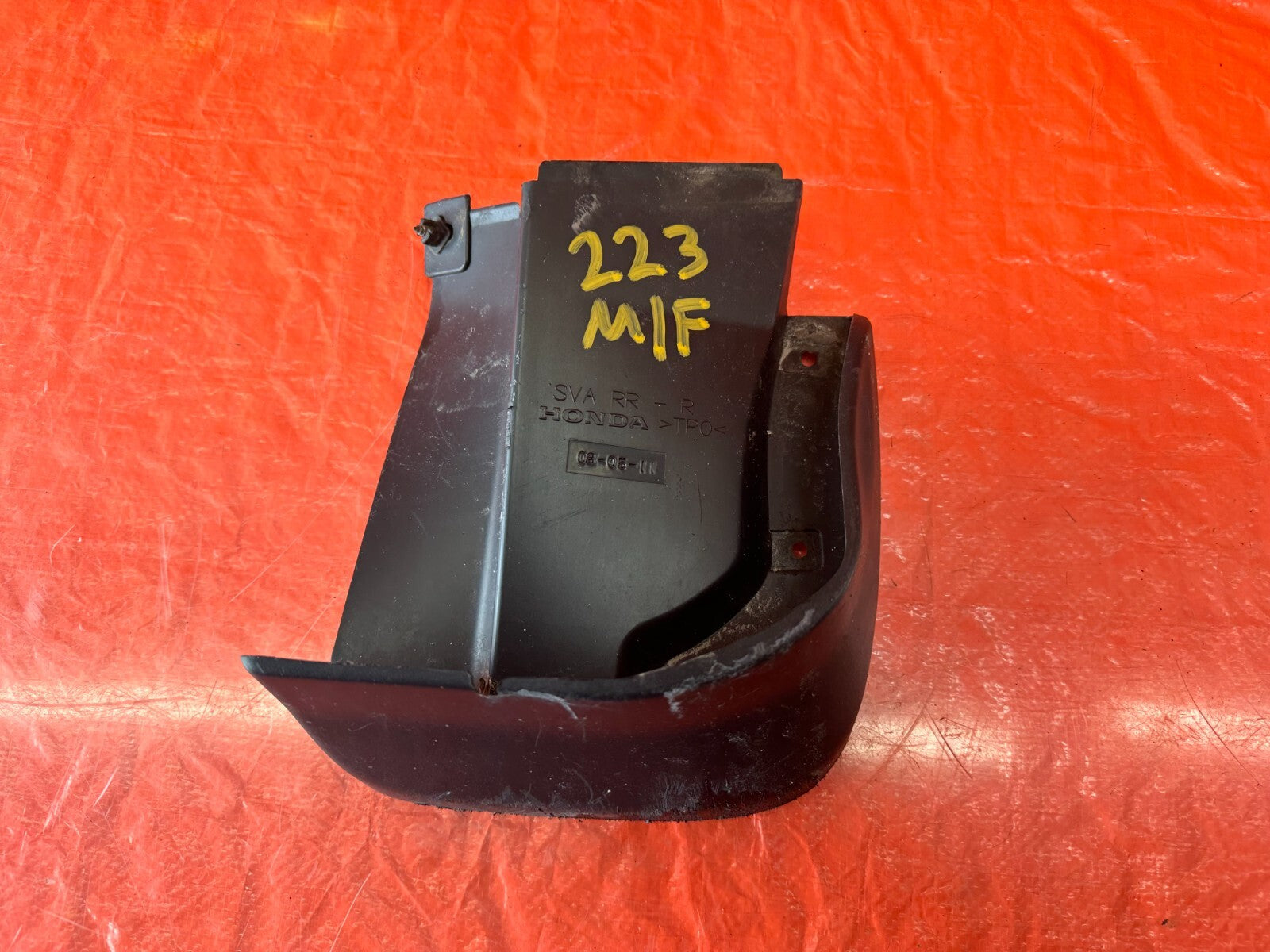 06 11 HONDA CIVIC 2D COUPE   PASSENGER RIGHT REAR MUD FLAP SPLASH GUARD OEM 2235