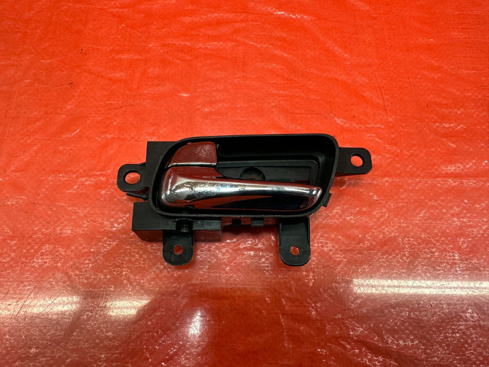 08 15 INFINITI G37 & Q60 COUPE DRIVER LEFT INTERIOR DOOR HANDLE W/ TRIM OEM #1907