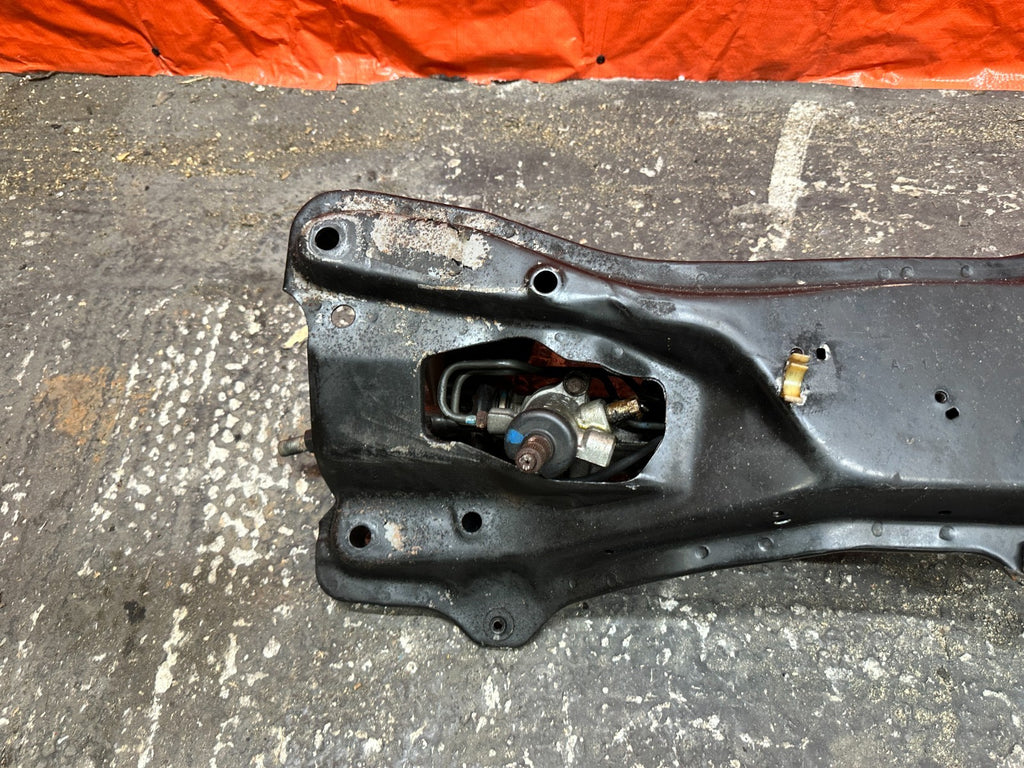 97 01 HONDA PRELUDE 2.2L FRONT SUBFRAME K MEMBER W/ POWER STEERING RACK OEM #33514