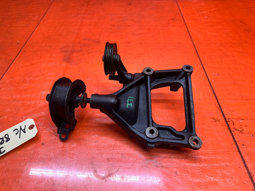 94 01 ACURA INTEGRA 1.8L B18B1 AC COMPRESSOR BRACKET TENSIONER OEM #3310