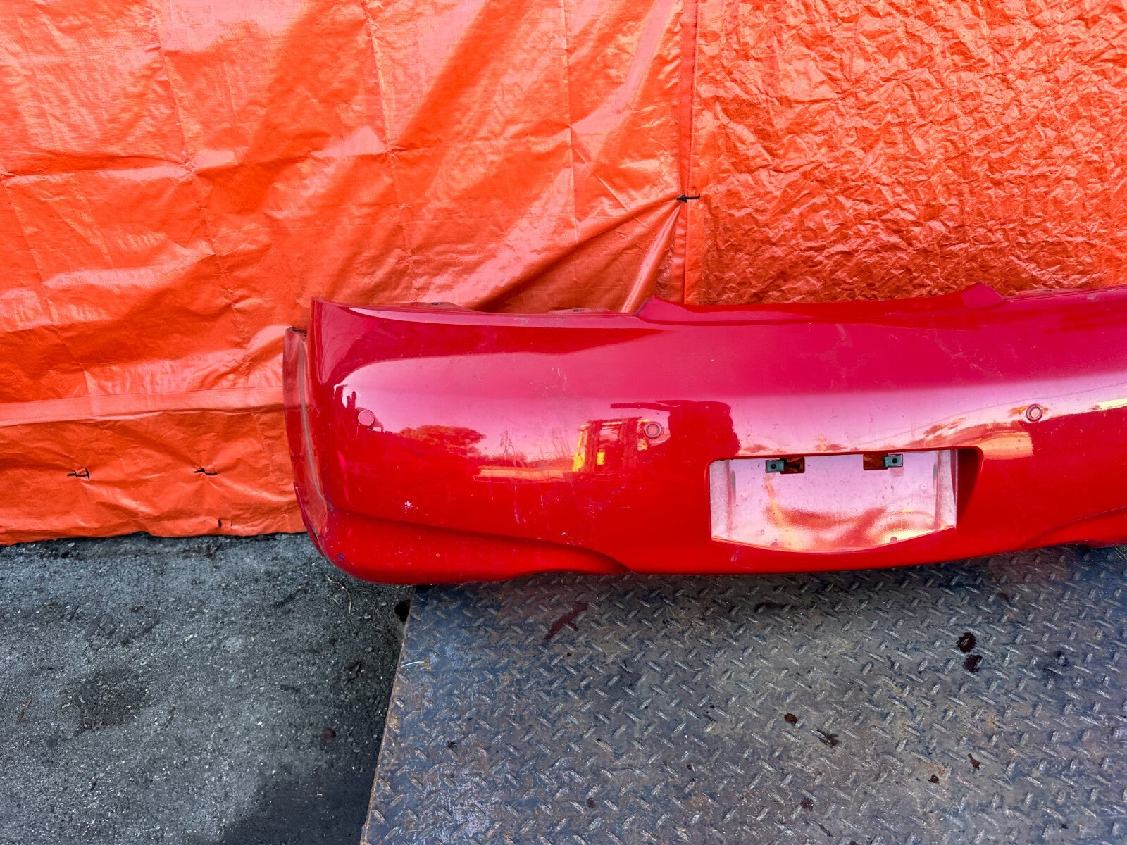 09 15 INFINITI G37 CONVERTIBLE   REAR BUMPER COVER   RED COLOR   OEM #27810
