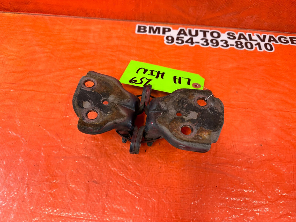97 01 HONDA PRELUDE   DOOR HINGE SET HINGES   UPPER & LOWER   LEFT SIDE OEM #2598