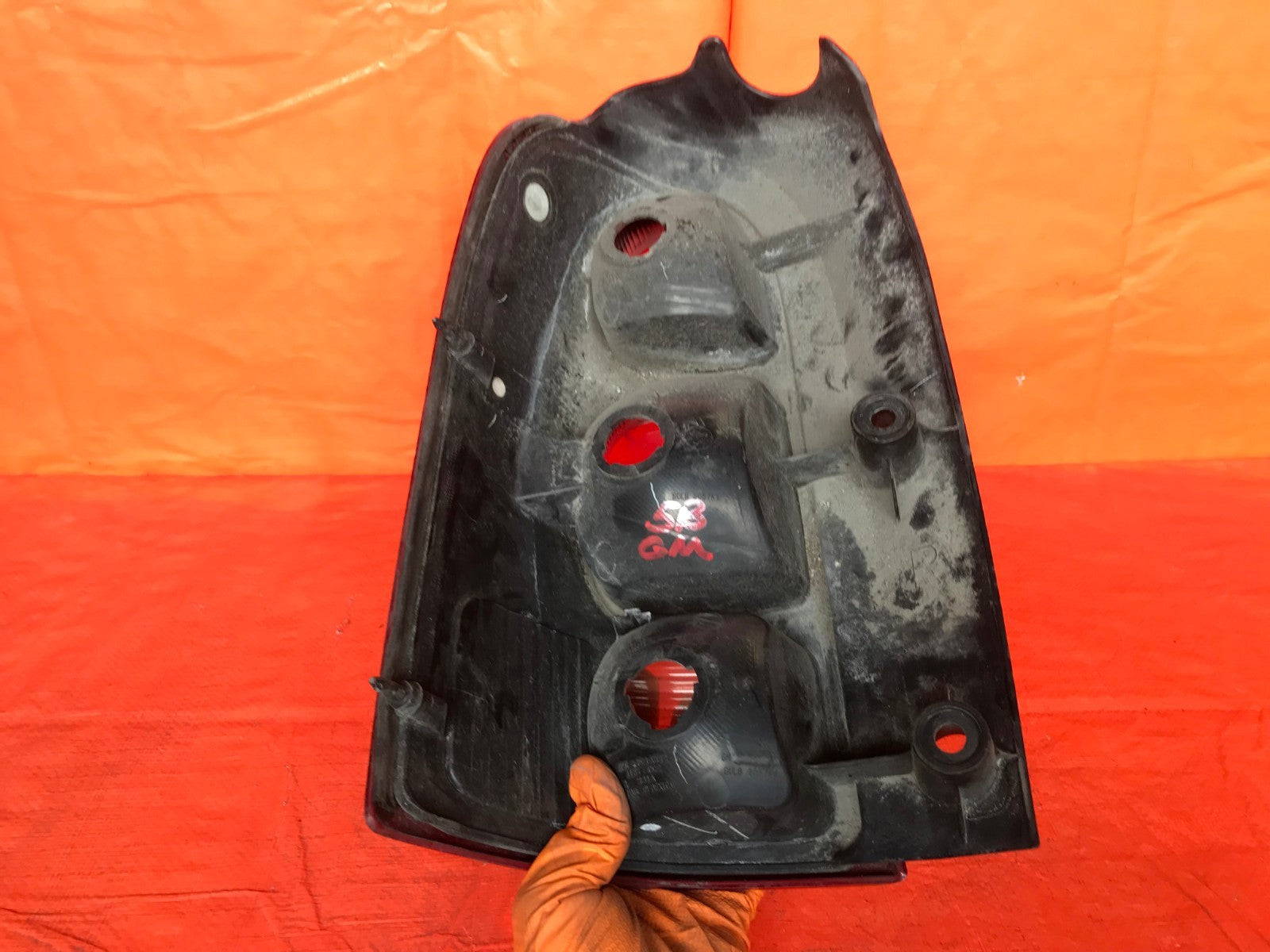 OEM 2005 2006 2007 BUICK TERRAZA PASSENGER RIGHT TAIL LIGHT LAMP 05 06 077