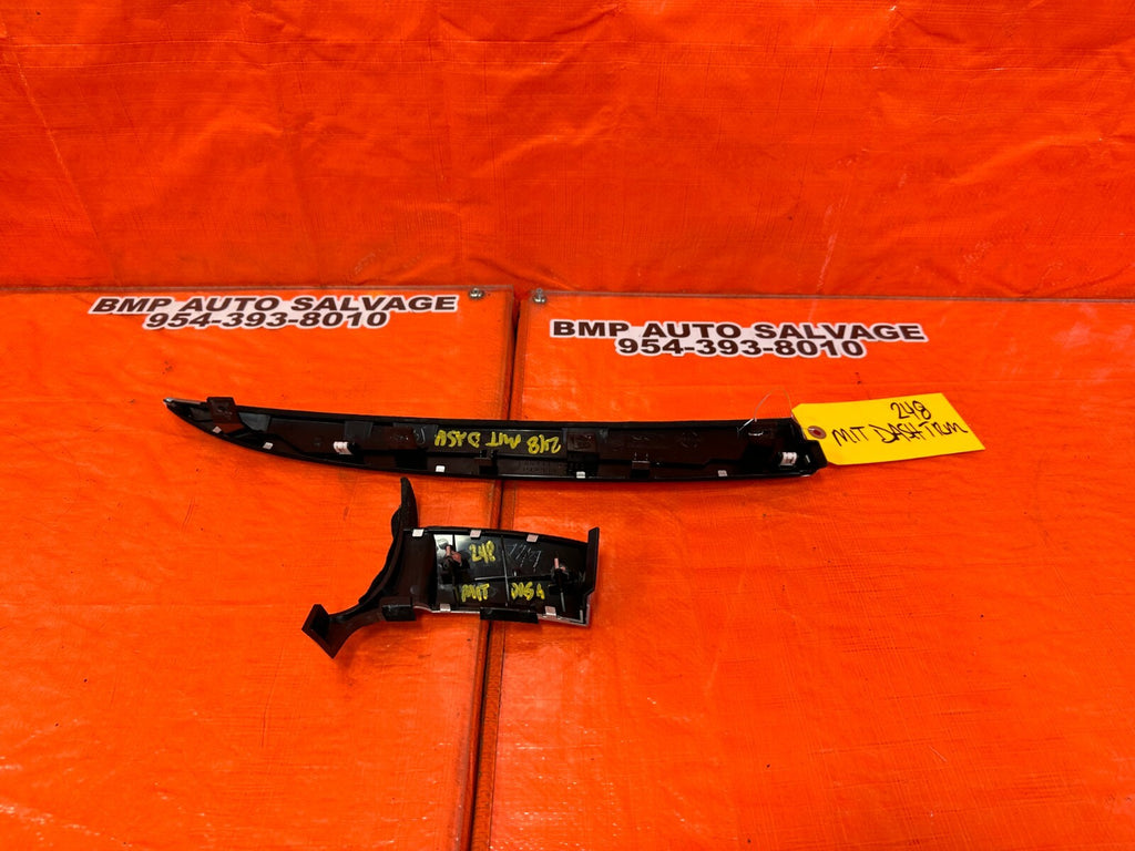 08 15 INFINITI G37 & Q60 2D COUPE   LEFT & RIGHT DASHBOARD DASH TRIM   OEM #2485