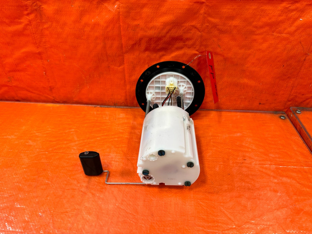13-16 HYUNDAI GENESIS COUPE - GASOLINE GAS FUEL PUMP SENDING UNIT - OEM #3023