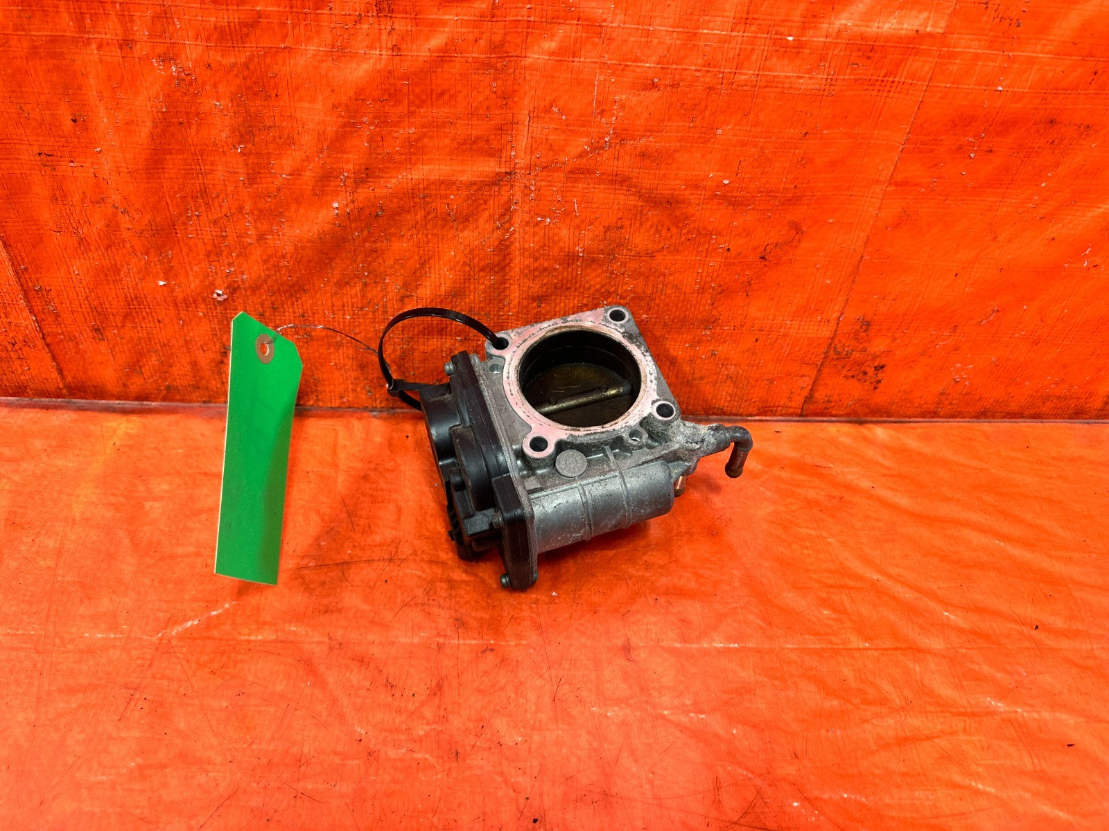 14 15 INFINITI Q50 3.7L   VQ37   LEFT OR RIGHT   ENGINE THROTTLE BODY   OEM #3132