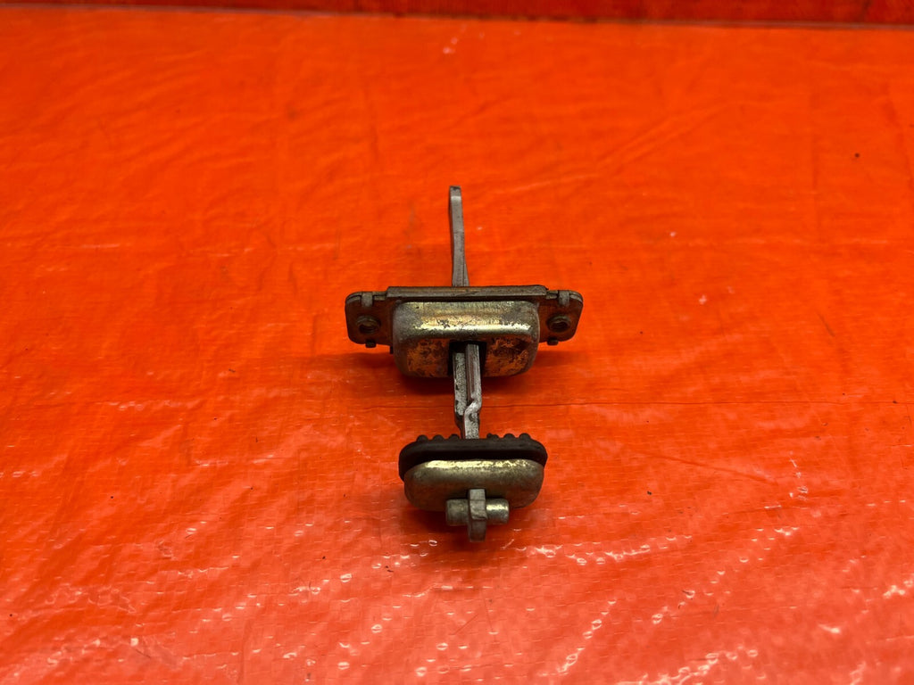 90 96 ACURA INTEGRA SEDAN LEFT RIGHT FRONT DOOR CHECKER HINGE ARM STOPPER 229 112