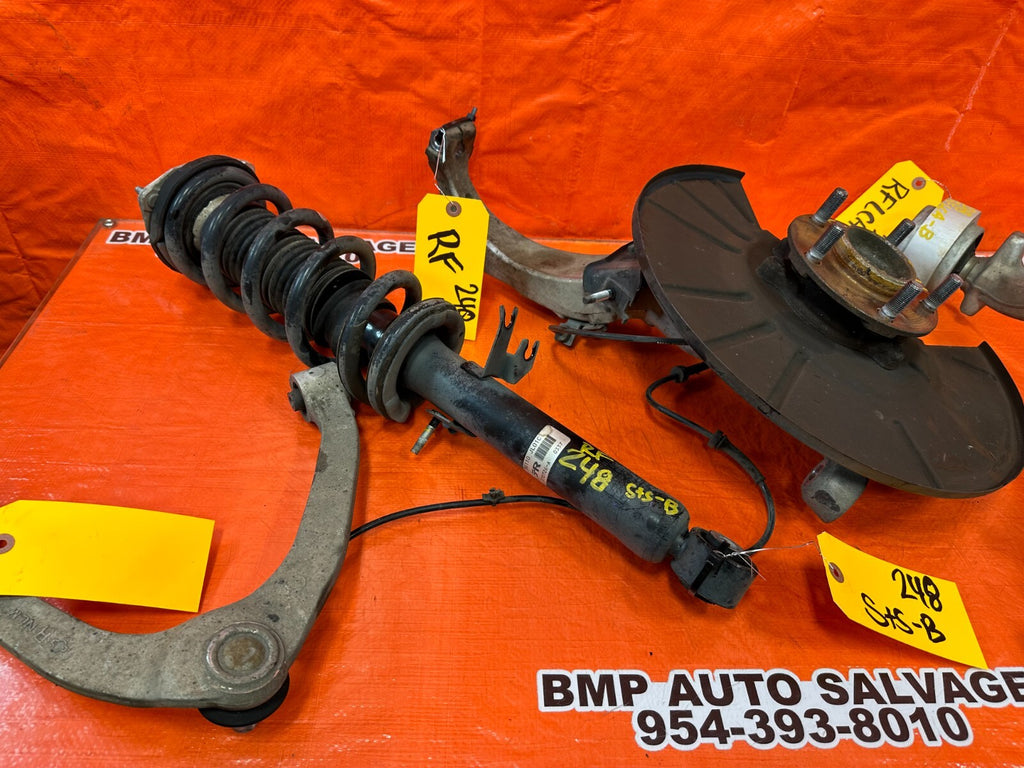 08 15 INFINITI G37 COUPE RWD RIGHT FRONT SPINDLE SHOCK AND CONTROL ARMS OEM 2484