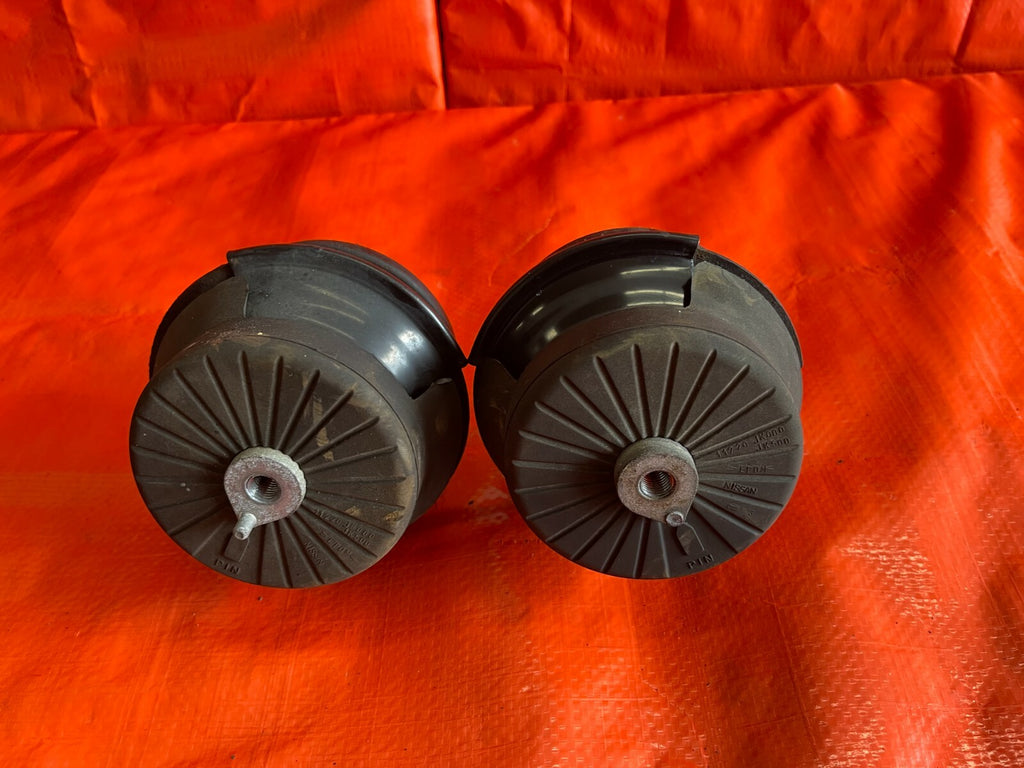09 13 INFINITI   G37 2D COUPE   RWD   ENGINE MOTOR MOUNT SET LEFT RIGHT OEM 1