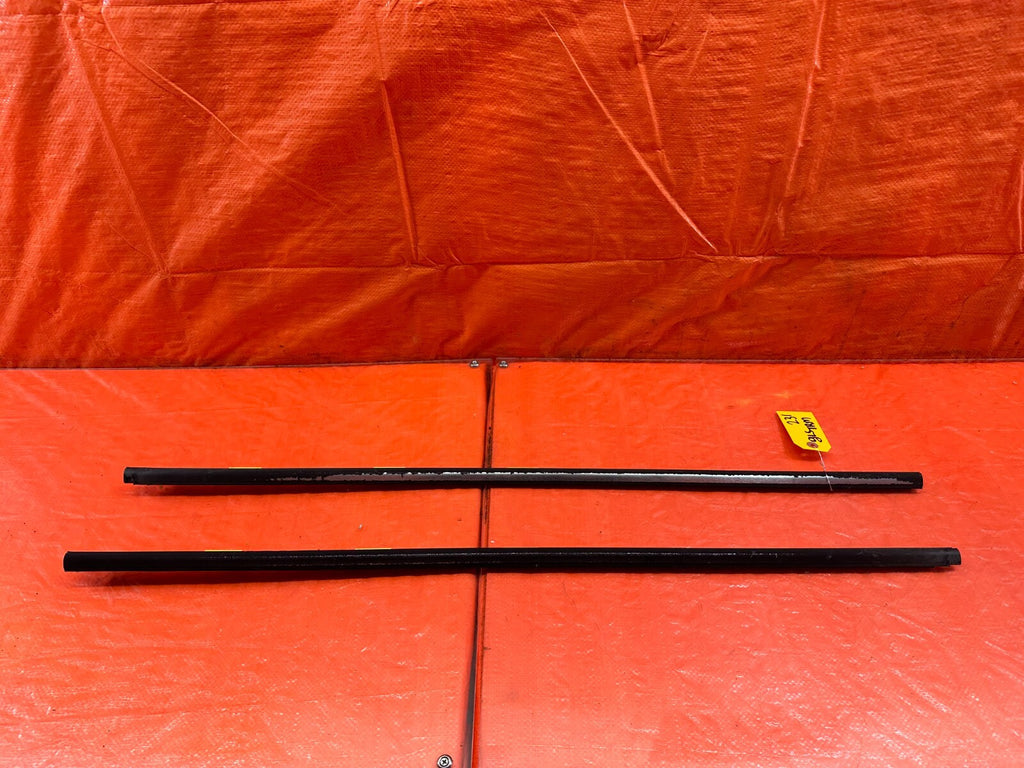 96 00 HONDA CIVIC COUPE HATCH EXTERIOR DOOR WINDOW GLASS TRIM SET LEFT RIGHT 2310