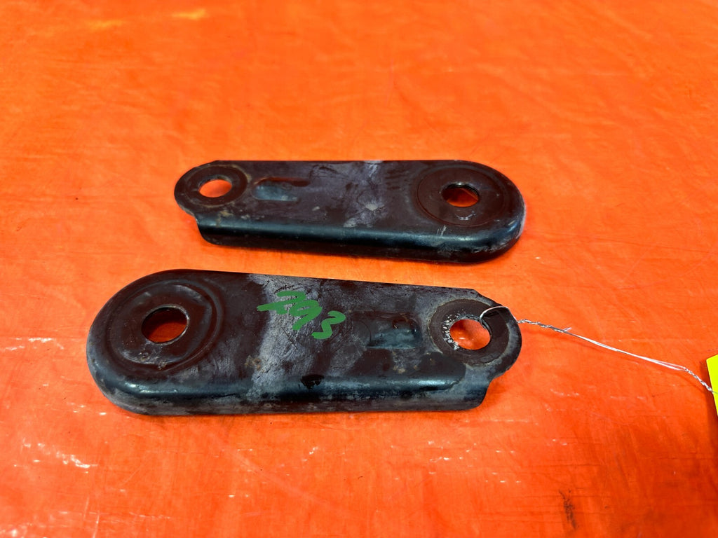 13 16 SCION FRS   17 20 86 13 20 BRZ   FRONT SUBFRAME BRACKETS SET OF 2 OEM 2931