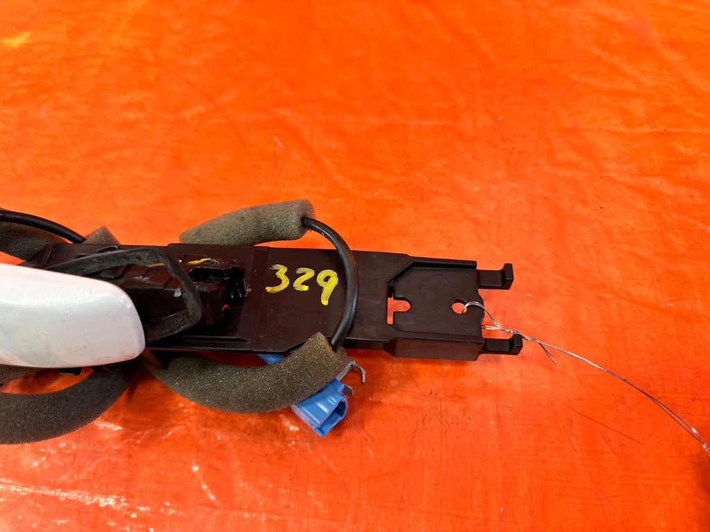 08 15 INFINITI G37 COUPE & CONVERTIBLE RIGHT FRONT EXTERIOR DOOR HANDLE OEM 3292