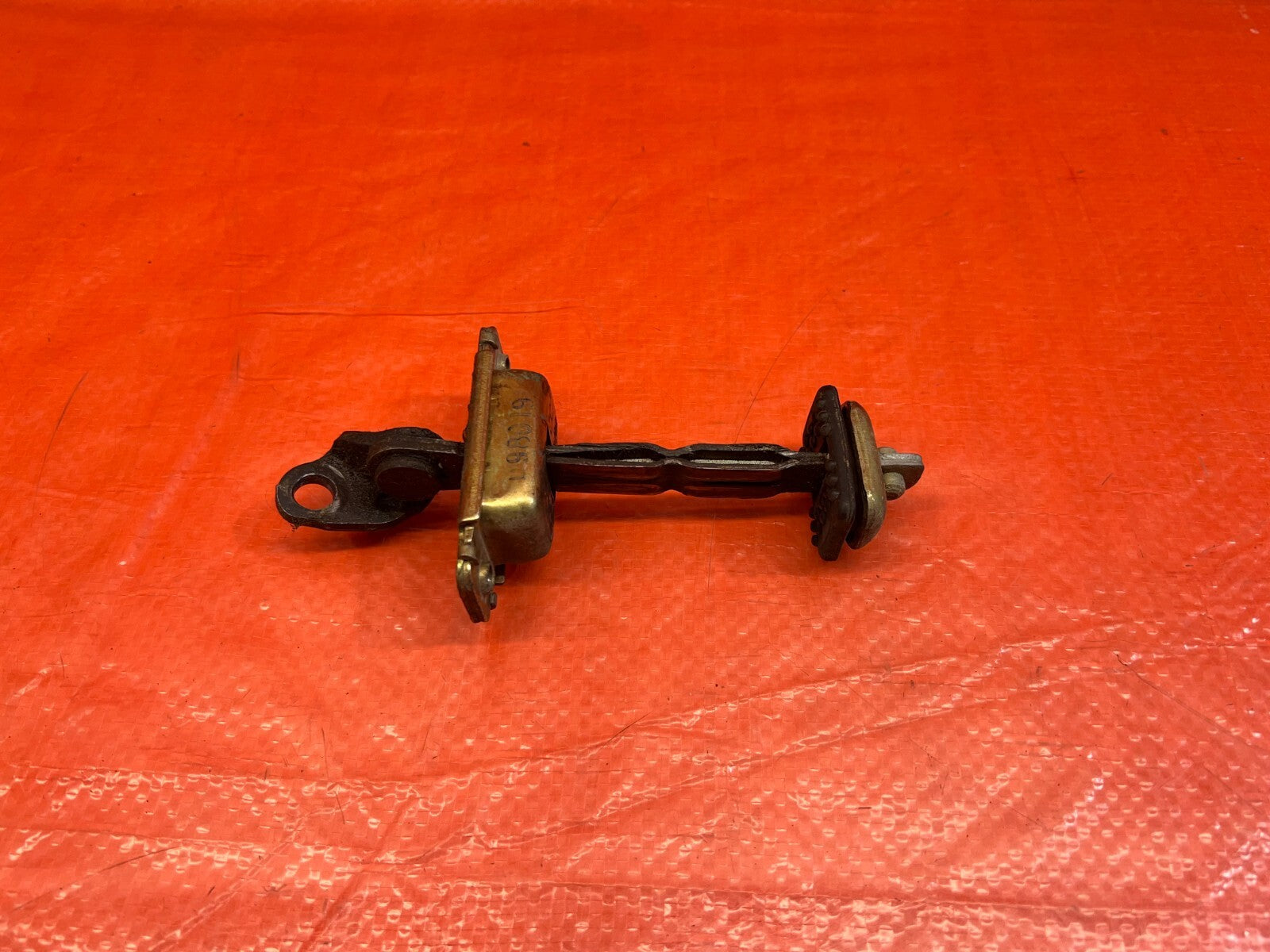 96 00 HONDA CIVIC COUPE & HATCH PASSENGER RIGHT DOOR CHECKER HINGE ARM OEM #1910