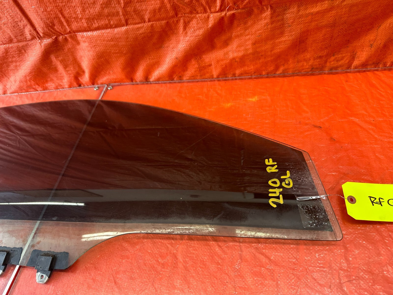 02 06 ACURA RSX   TYPE  S & BASE  PASSENGER RIGHT DOOR GLASS WINDOW   OEM #2402