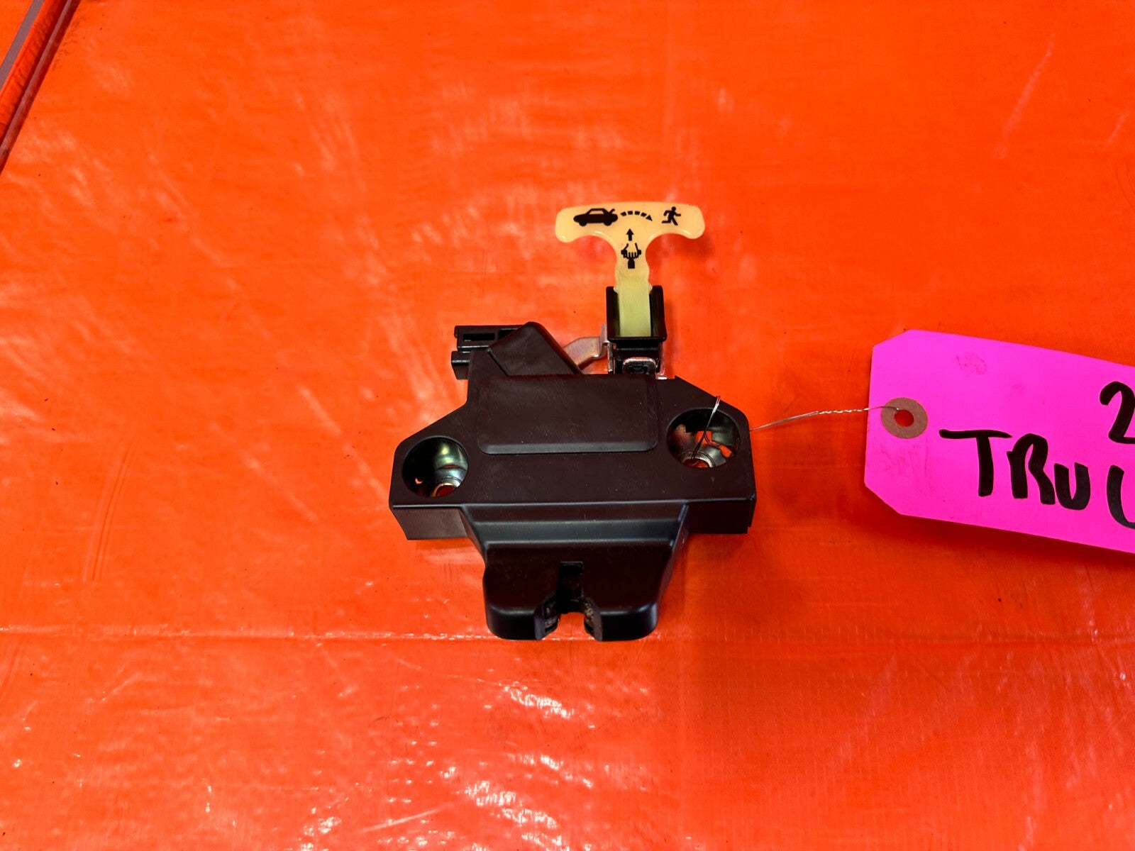 15 21 SUBARU WRX & STI   TRUNK LID LATCH LOCK ACTUATOR   OEM FACTORY #2665