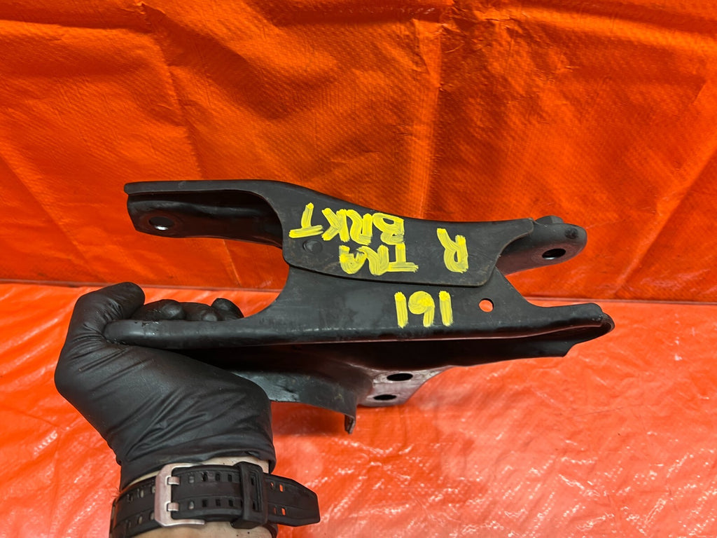94 01 ACURA INTEGRA   AUTOMATIC   REAR TRANSMISSION BRACKET   OEM #1617
