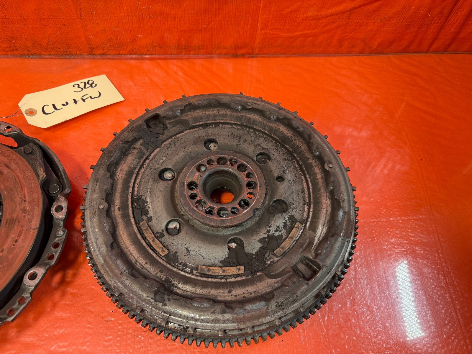 08 15 INFINITI G37   Q37VHR   6 SPEED MANUAL   FLYWHEEL & PRESSURE PLATE OEM 3286