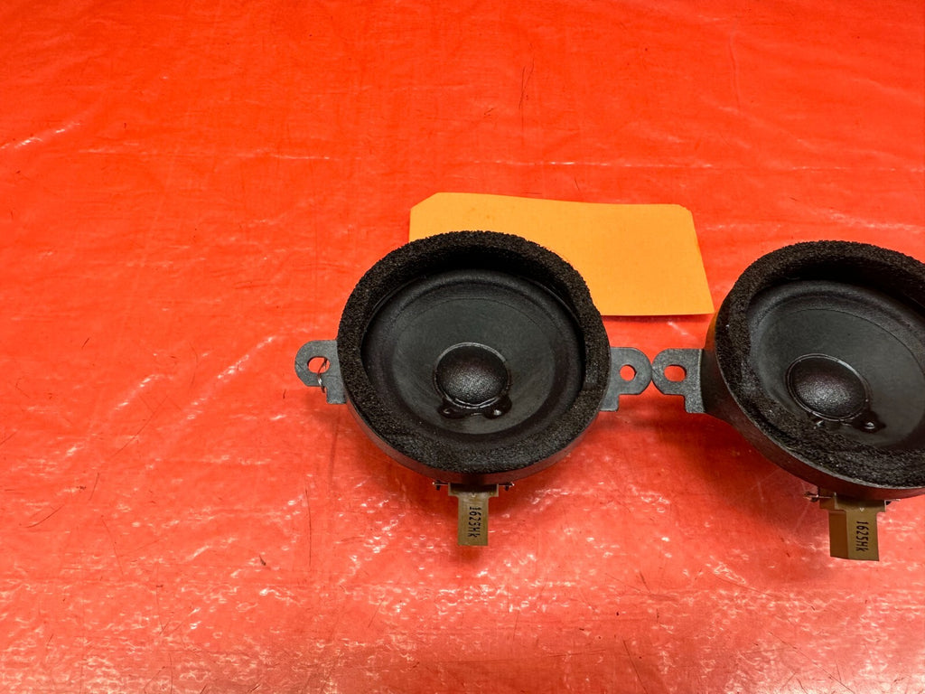 14 20 INFINITI Q50 LEFT AND RIGHT FRONT INTSIDE THE DOOR PANEL SPEAKERS OEM #2228