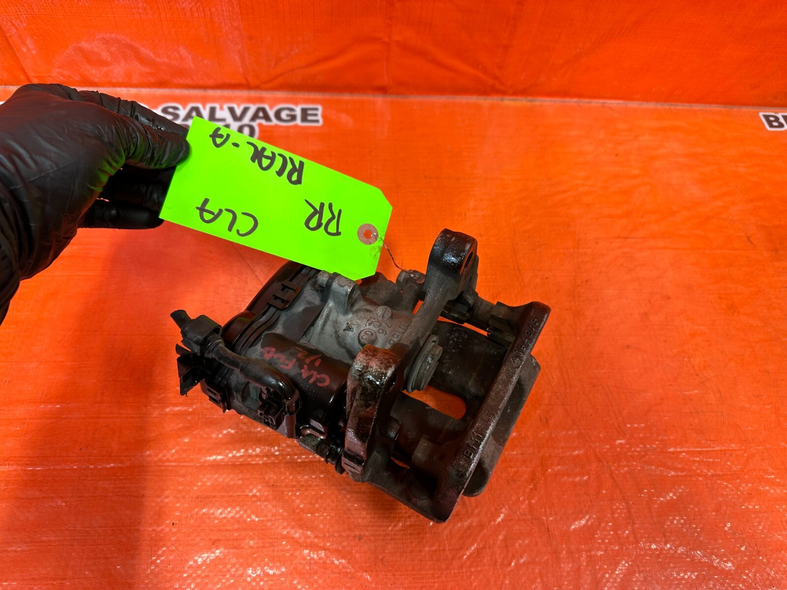 14 19 MERCEDES BENZ CLA 250   FWD   PASSENGER RIGHT REAR BRAKE CALIPER   OEM 25