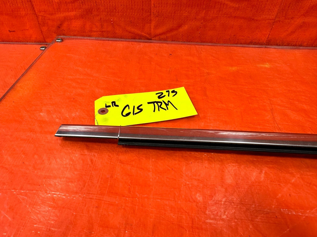 04 08 ACURA TSX   RIGHT REAR EXTERIOR WINDOW GLASS TRIM   OEM FACTORY #2757