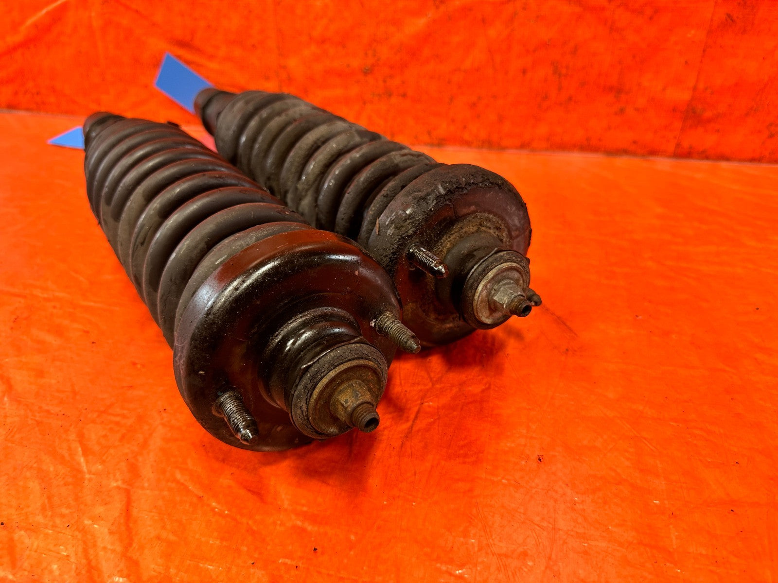 92 95 HONDA CIVIC   FRONT SHOCKS & SPRINGS LEFT AND RIGHT FACTORY   OEM #3279