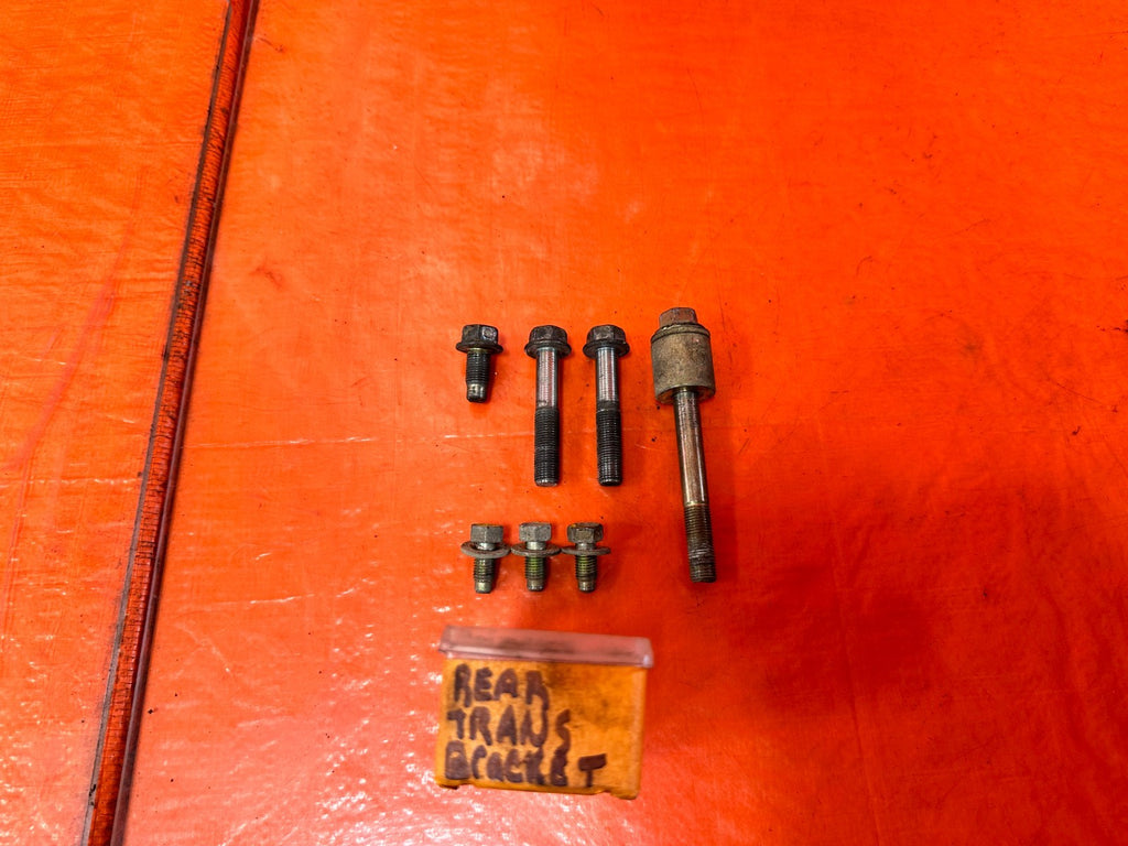 88 91 HONDA CIVIC   REAR TRANSMISSION BRACKET AND MOUNT  BOLTS   OEM 3170