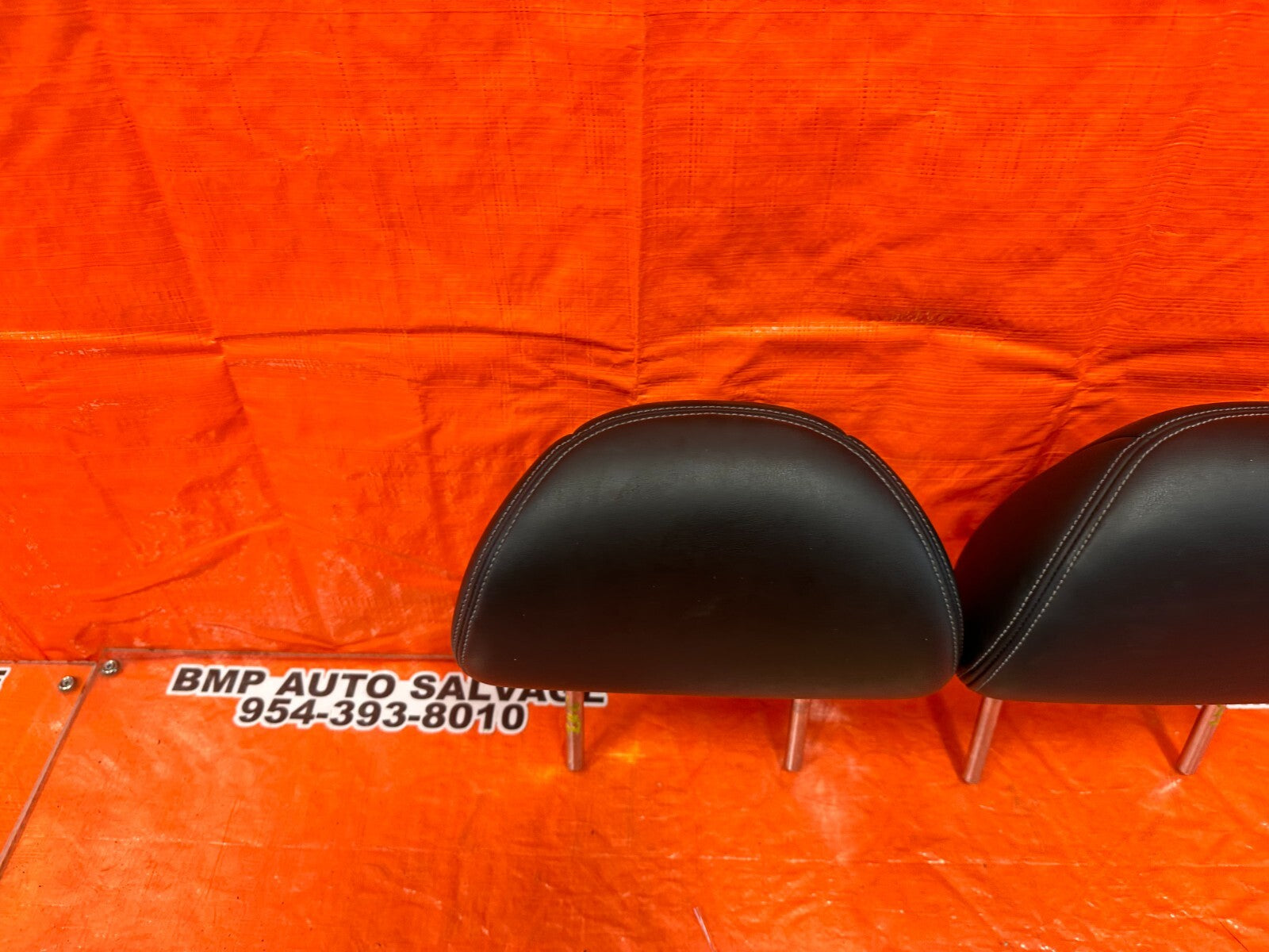 08 15 INFINITI G37 & Q60 2D COUPE FRONT SEAT HEAD REST LEFT AND RIGHT   OEM 24511