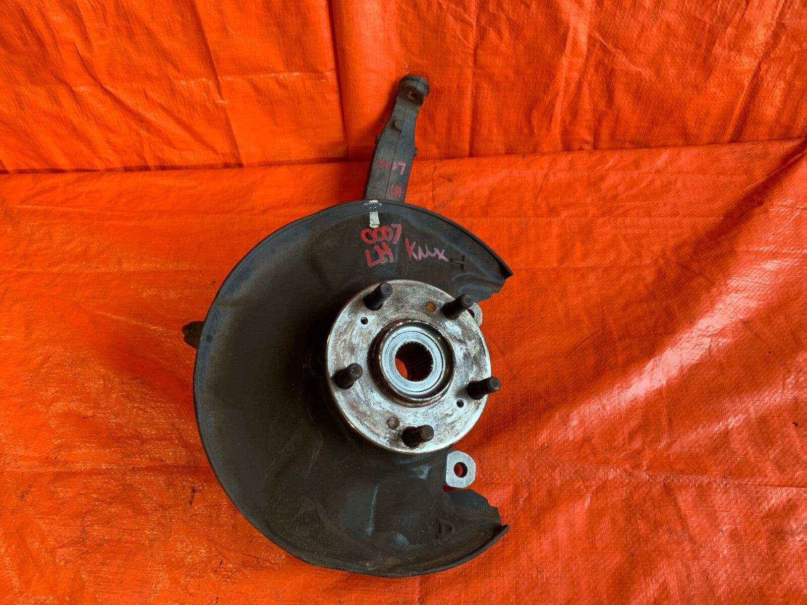 2009 09 ACURA TSX   DRIVER LEFT FRONT SPINDLE KNUCKLE HUB   GOOD BUSHINGS0