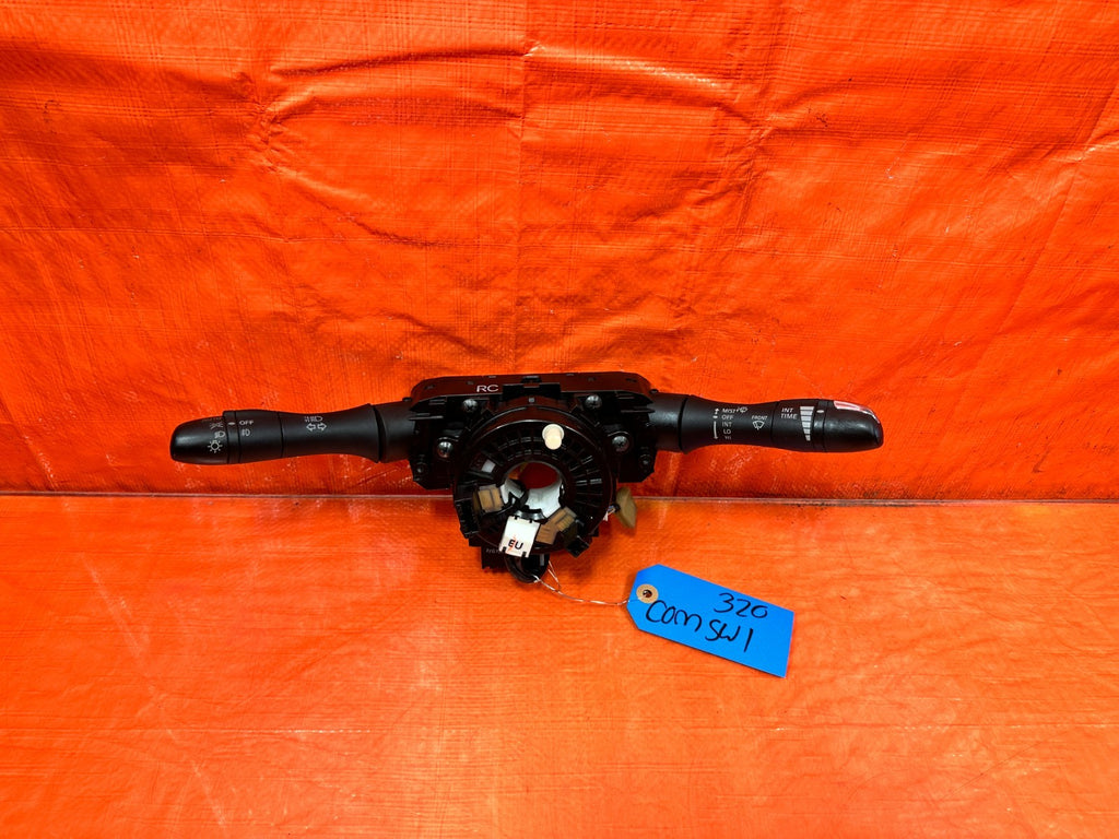 08 09 INFINITI G37 2D COUPE   HEADLIGHT AND WIPER COMBINATION SWITCH   OEM 3200