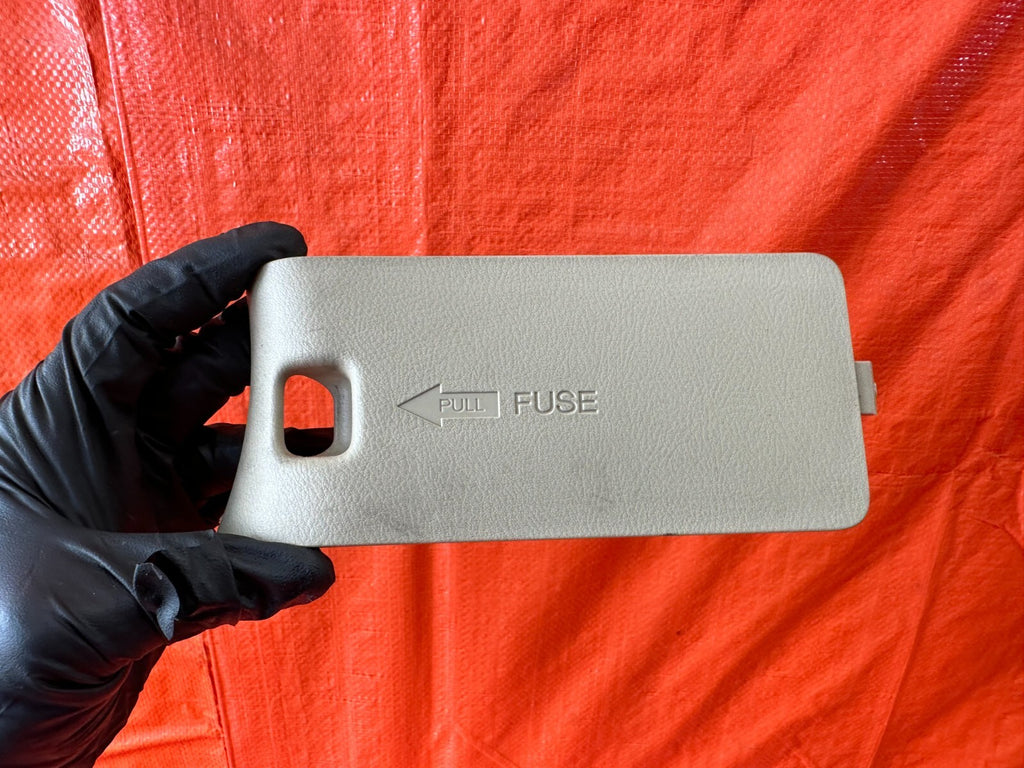 04 08 ACURA TSX   DRIVER LEFT KICK PANEL FUSE BOX DIAGRAM TAN   OEM #2050