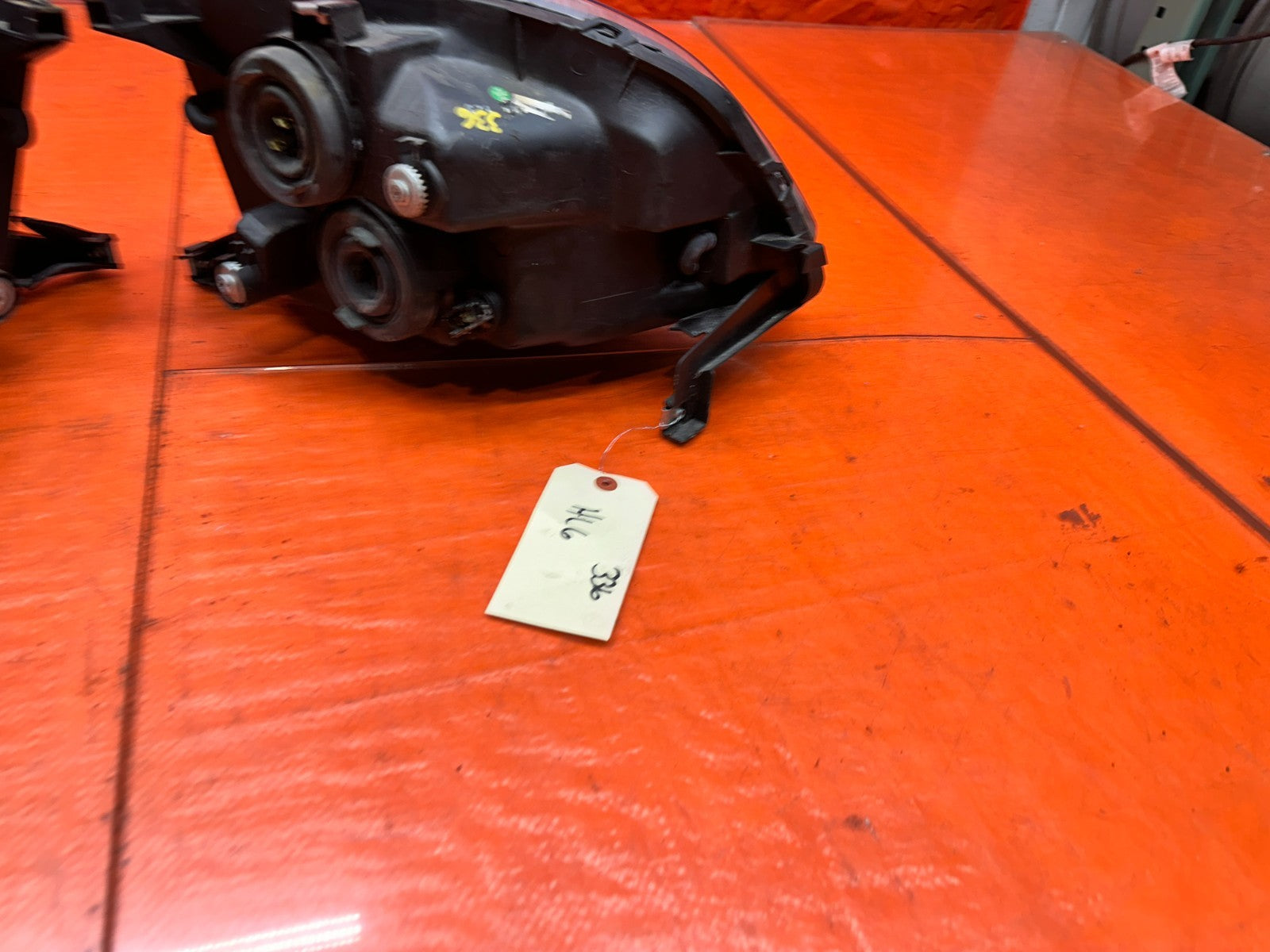 97 01 HONDA PRELUDE 2.2L BLACK HOUSING AFTERMARKET LEFT RIGHT HEADLIGHTS #33621
