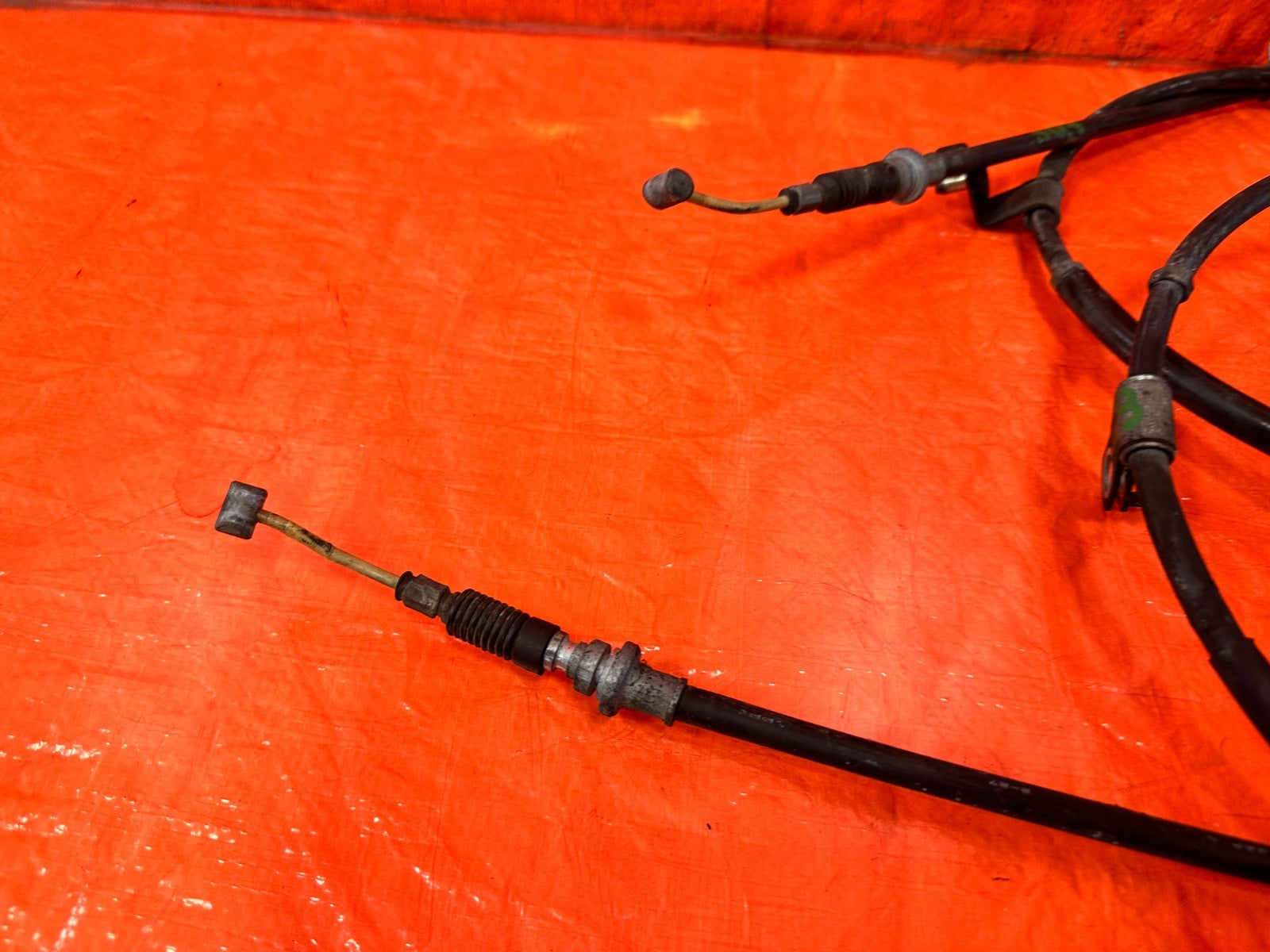 09 11 MAZDA RX8 RX 8EMERGENCY PARKING BRAKE CABLE SET CABLES LEFT RIGHT OEM 3033