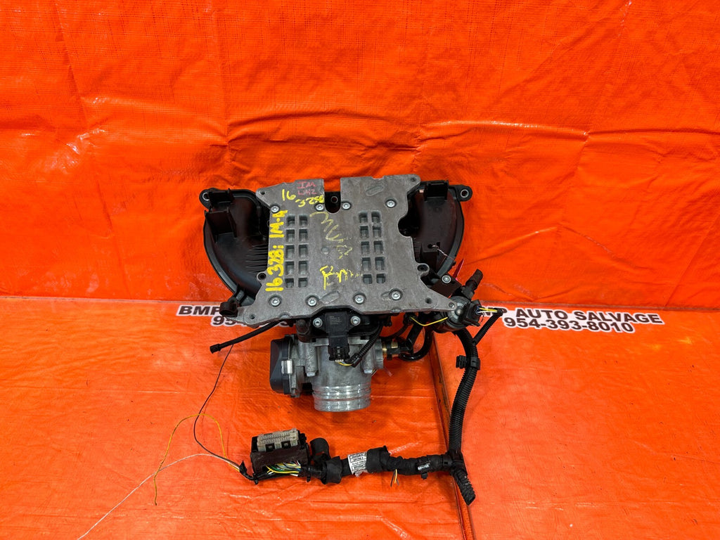 2016 16 BMW 328i   INTAKE MANIFOLD ASSEMBLY W/ THROTTLE BODY   OEM FACTORY0