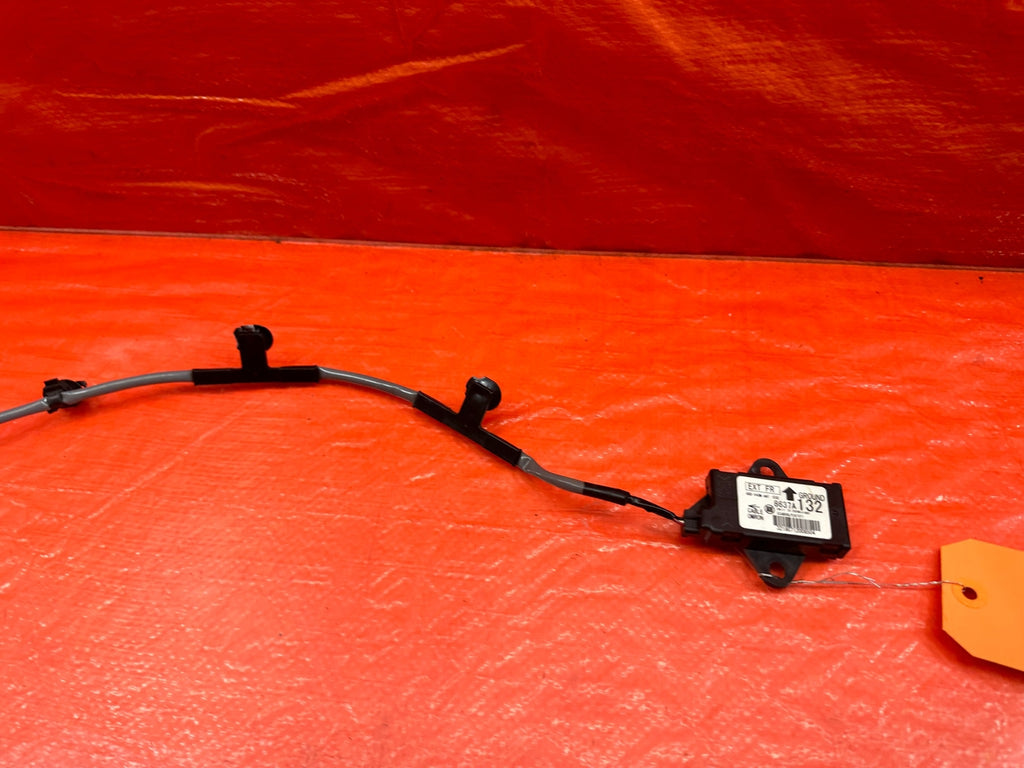 08 15 LANCER EVOLUTION X EVO 10   KEYLESS ENTRY ANTENNA 8637 A132   OEM #2066