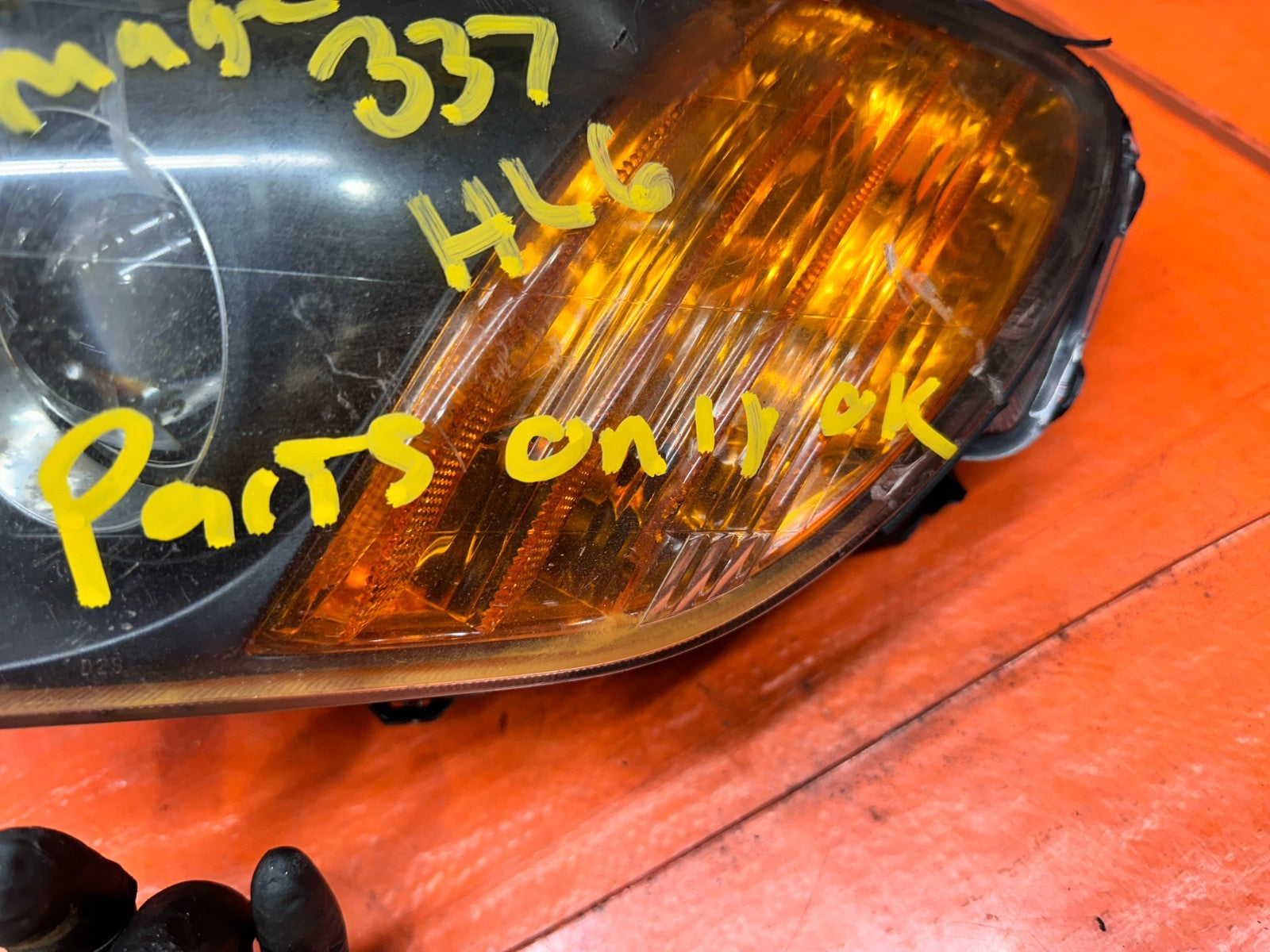 00-03 HONDA S2000 AP1 2.0L LEFT DRIVER FRONT HEADLIGHT HEADLAMP HOUSING OEM #33716