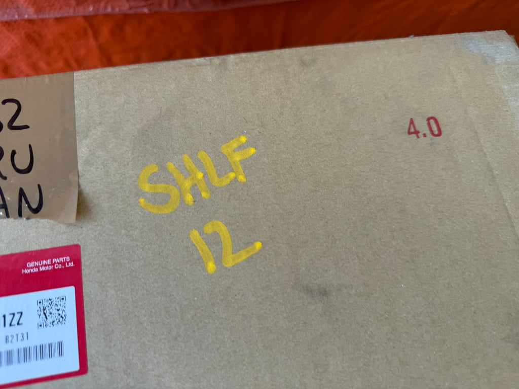 00 09 HONDA S2000   BAGGAGE PAN   NEW IN BOX   PART # 65517 S2A A01ZZ1