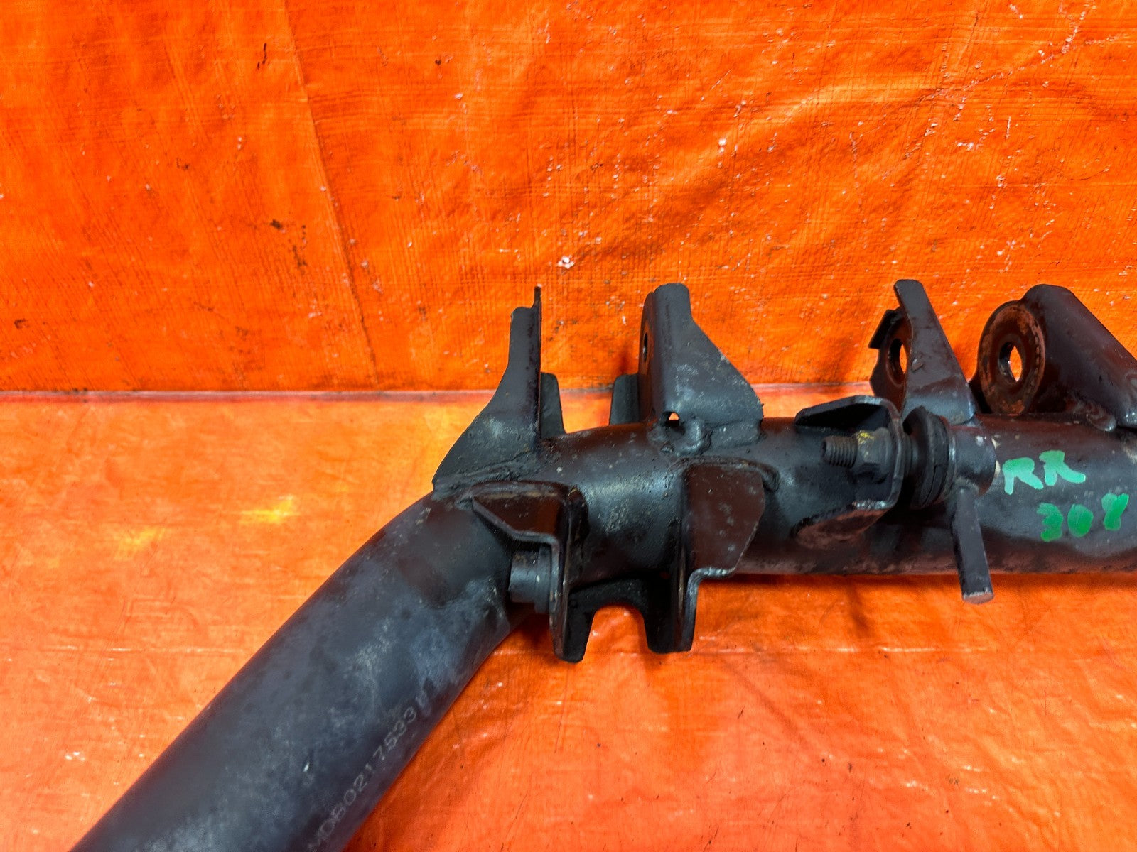02 05 HONDA CIVIC SI EP3 PASSENGER RIGHT REAR LOWER TRAILING CONTROL ARM OEM 3082