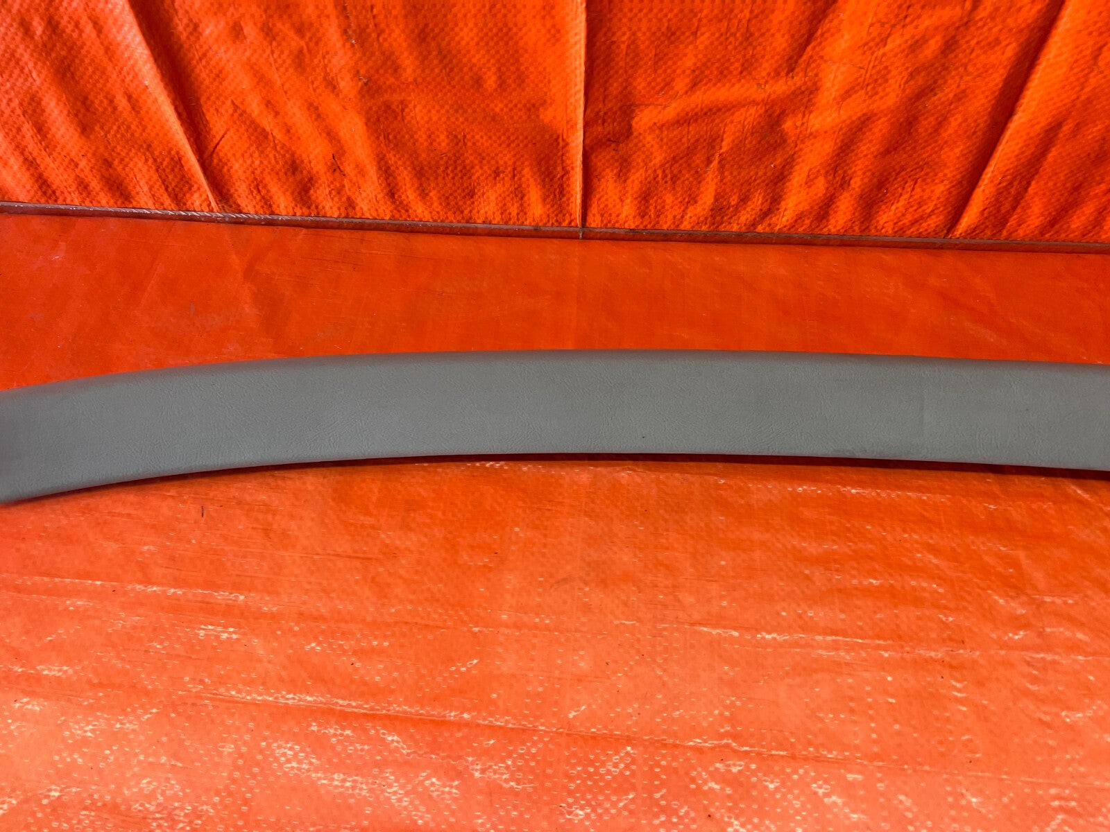 96 00 HONDA CIVIC COUPE   REAR HEADLINER TRIM COVER STRIP PLASTIC   OEM #2185