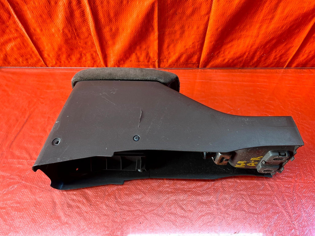 94 01 ACURA INTEGRA   ARM REST / CENTER CONSOLE STORAGE COMPARTMENT TAN OEM #1647