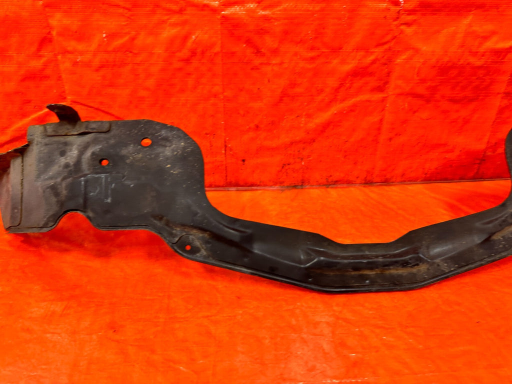 03 07 INFINITI G35 COUPE   BRACKET   OEM #2988
