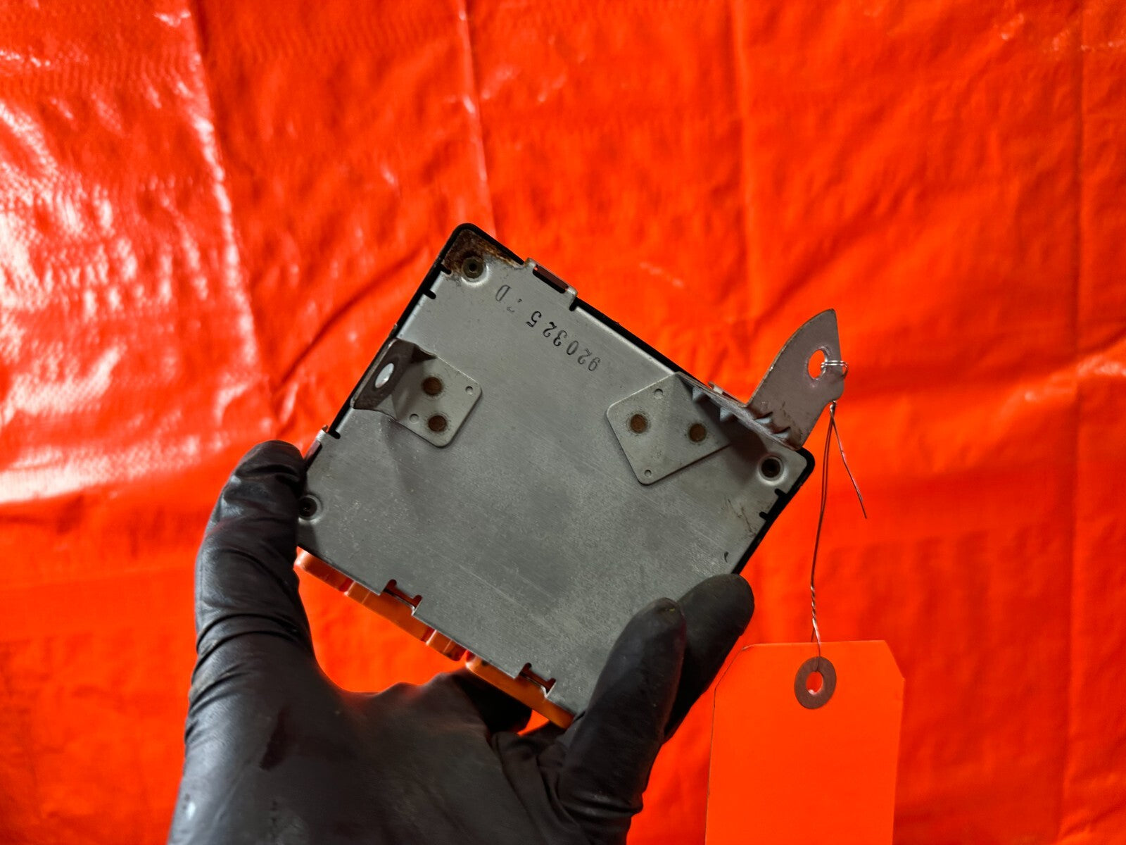 92 97 LEXUS SC300   THEFT WARNING CONTROL MODULE   89730 24010   OEM #2675