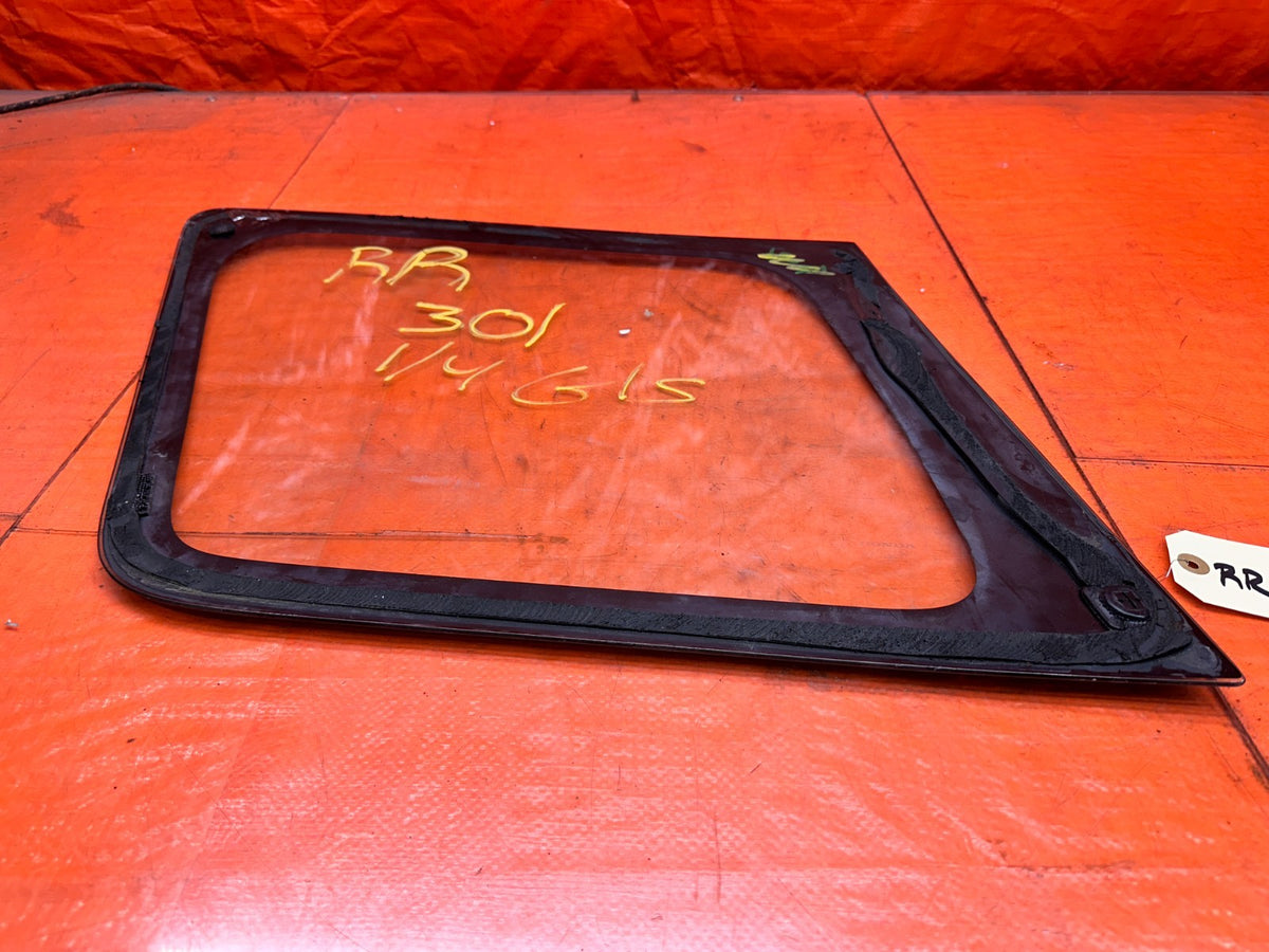 1997-2001 HONDA CR-V PASSENGER RIGHT REAR SIDE QUARTER GLASS OEM #3012