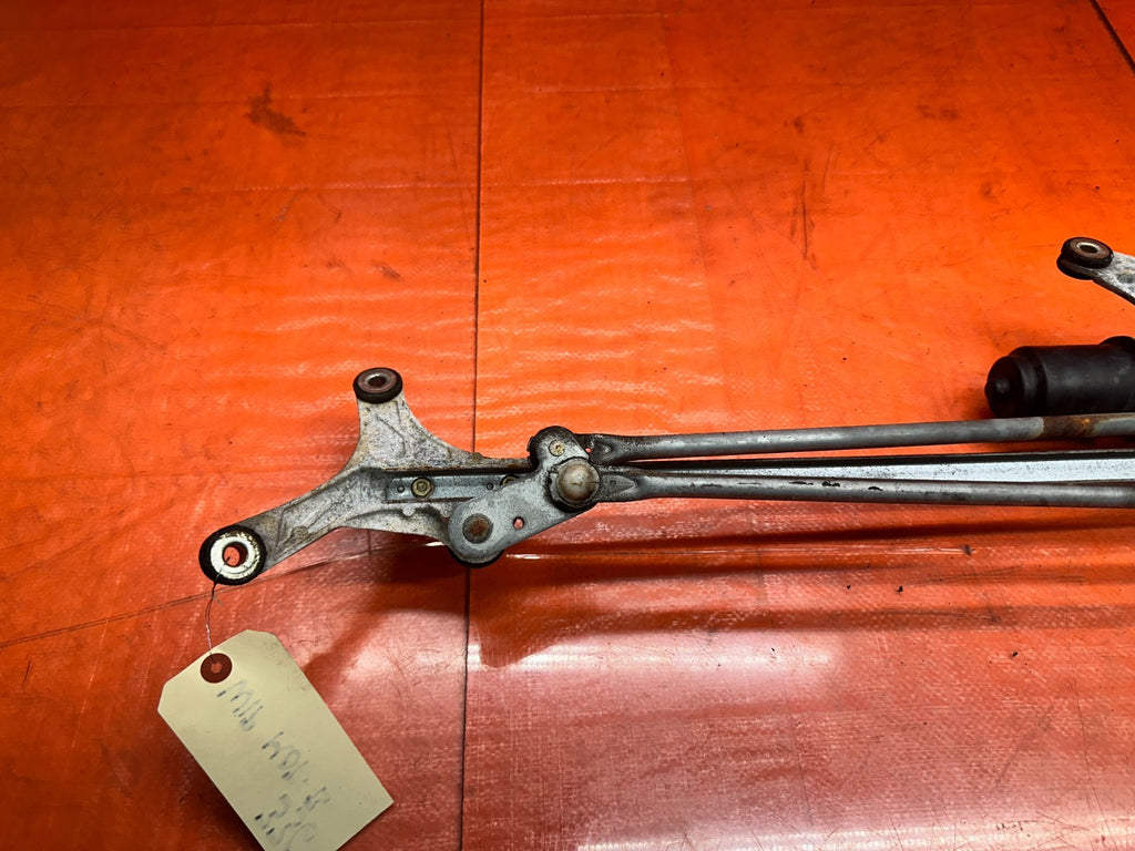 97 01 HONDA PRELUDE 2.2L FRONT WINDSHIELD WIPER MOTOR LINKAGE TRANSMISSION #3369
