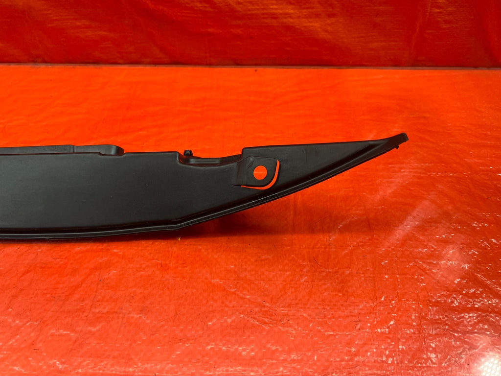 04 08 ACURA TSX   PASSENGER RIGHT   FENDER ENCLOSURE TRIM   OEM FACTORY #2094