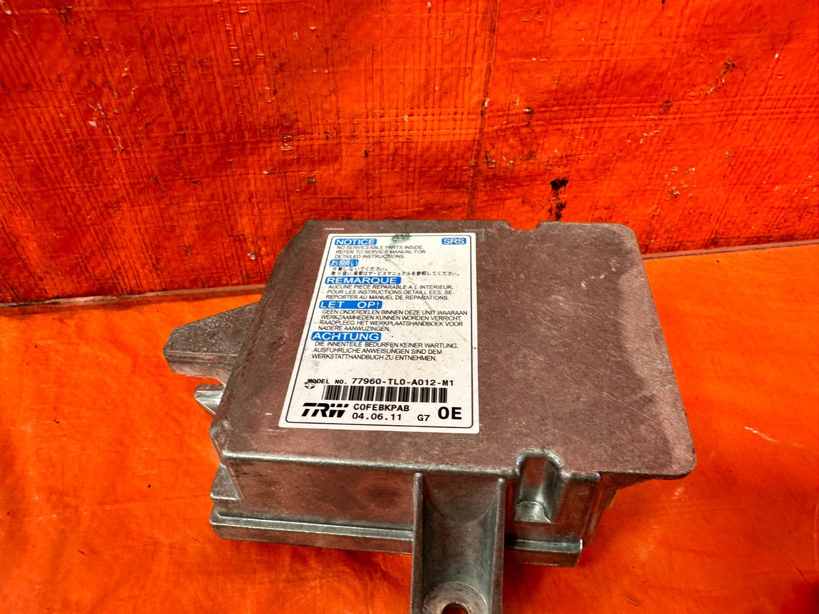 11 14 ACURA TSX   UNIT CONTROL MODULE   OEM PART #77950 TL0 A01   #3051