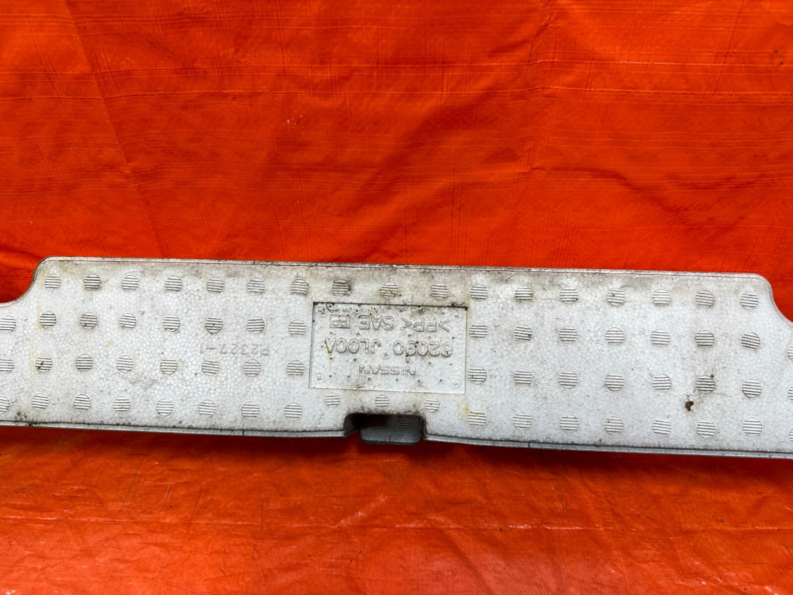08 15 INFINITI G37 & Q60 COUPE   FRONT BUMPER STYROFOAM FOAM ENERGY ABSORBER 2489